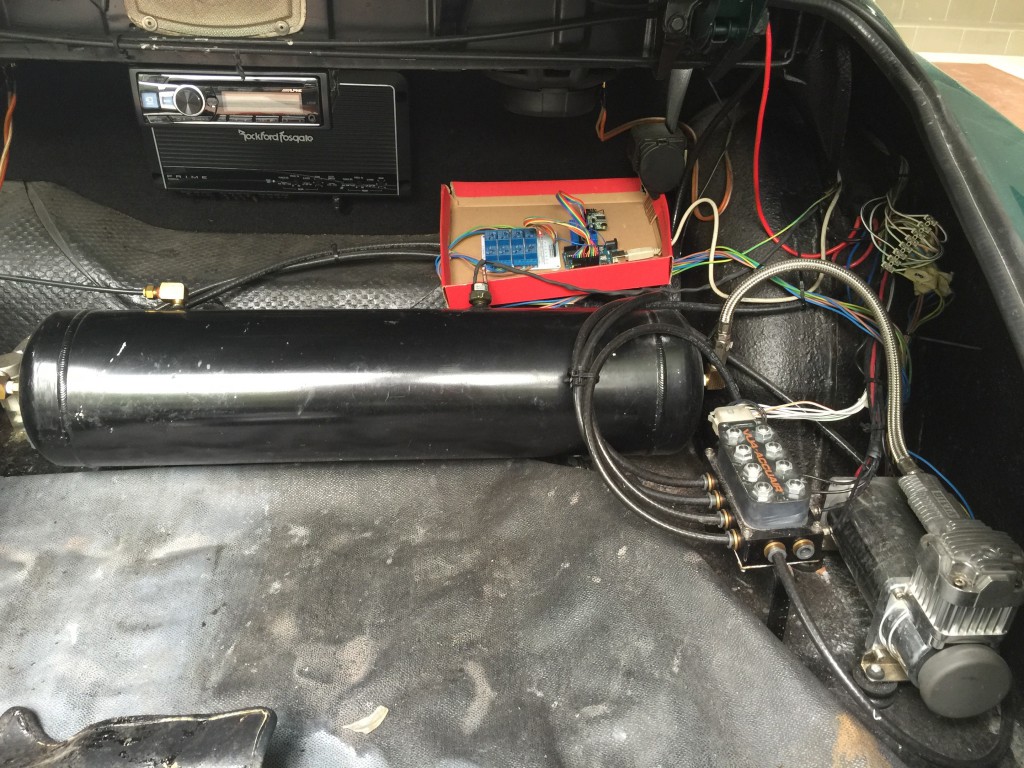 Viair compressor and controls in the trunk